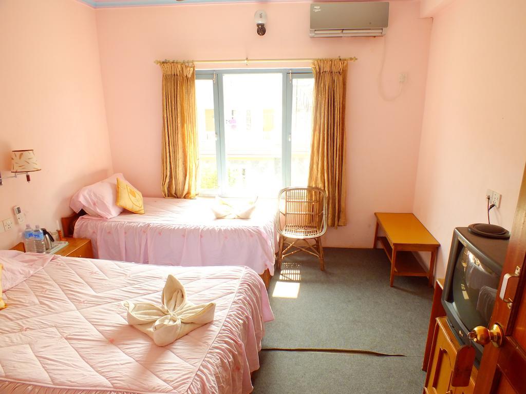 Hotel Greenland Pokhara Habitación foto