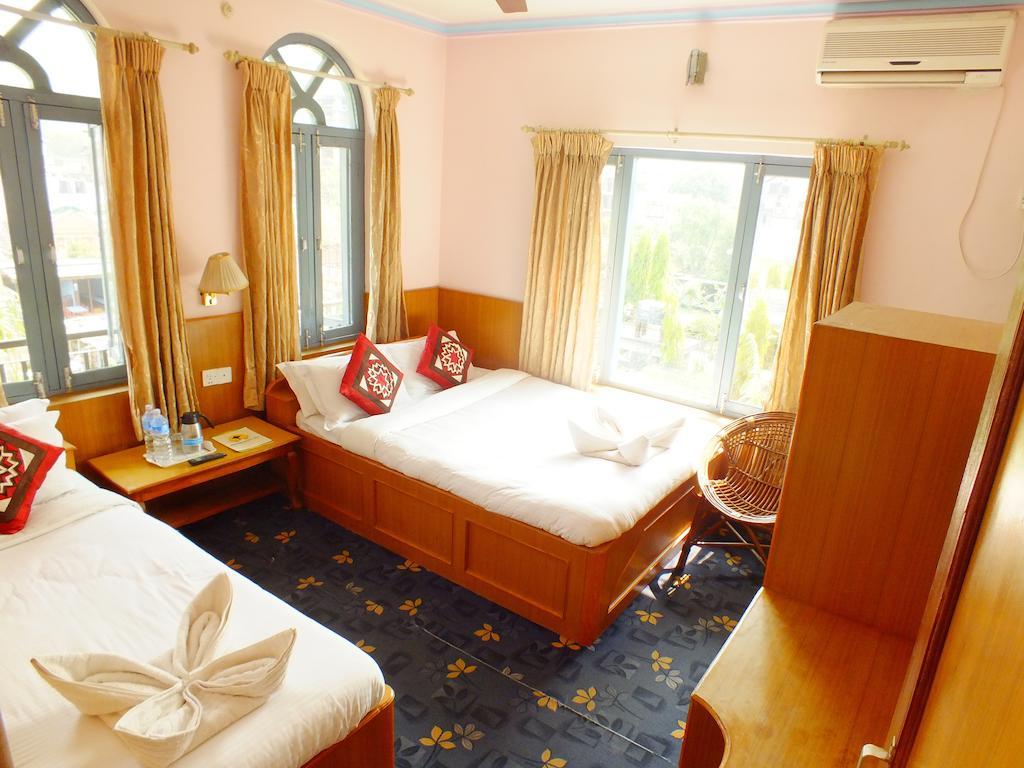 Hotel Greenland Pokhara Habitación foto